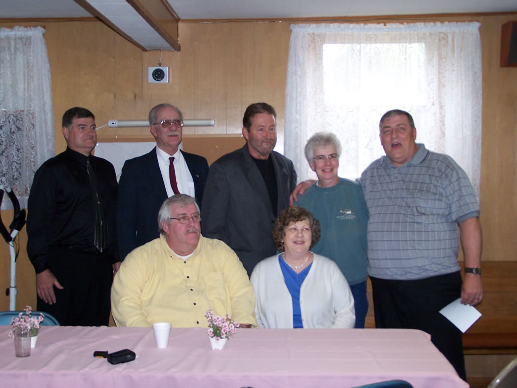 Bobby, Gary, Gary's son. Karen, Butch, Al, Shirley